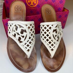 Tory Burch Thatched Perforated Logo leather thong sandal